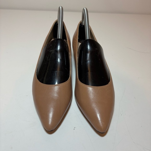 Cole Haan Women’s Vesta Skimmer Pointed Toe Tan Beige Leather Flats Size 8B - Picture 6 of 10